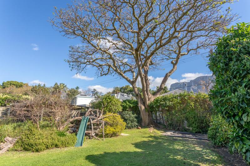 To Let 4 Bedroom Property for Rent in Rondebosch Western Cape
